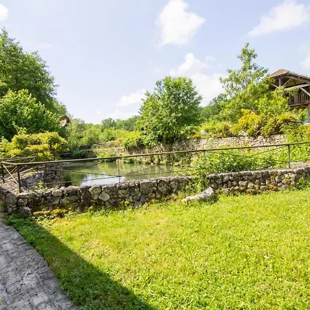 Ancien Moulin Dans Le Perigord Avec Jardin Prive, Animaux Acceptes - Fr-1-616-324